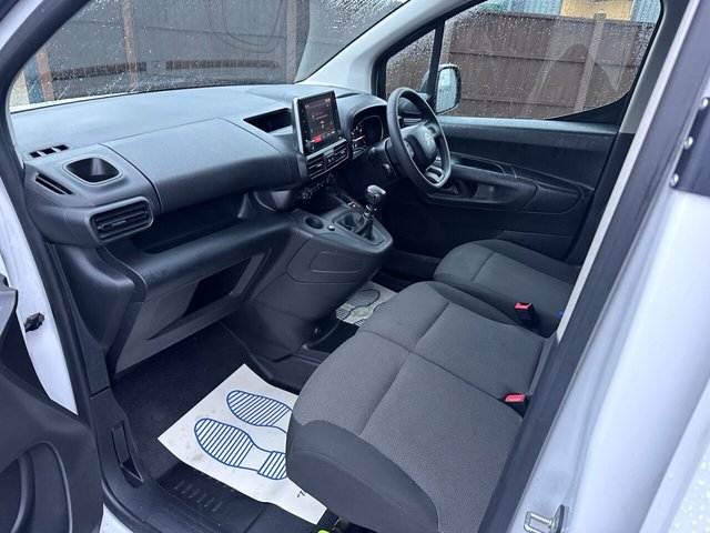 2022 CITROEN BERLINGO - Photo 10