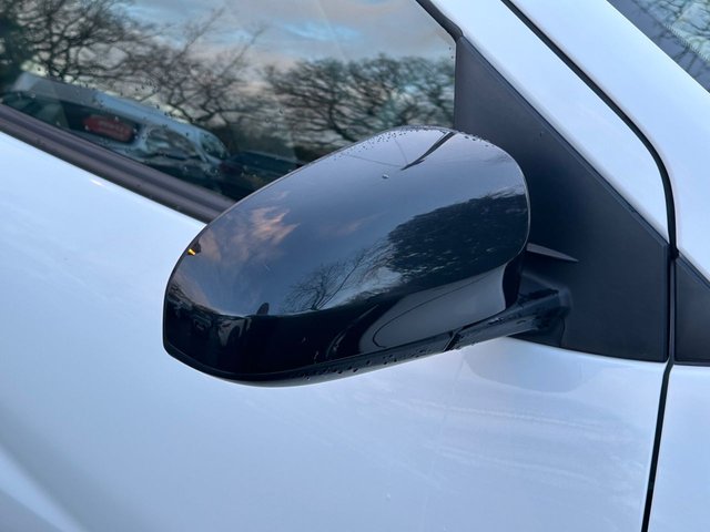 2022 TOYOTA AYGO X - Photo 9