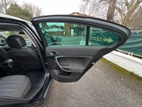 USED 2016 16 VAUXHALL INSIGNIA 1.6 CDTi SRi Hatchback 5dr Diesel Auto Euro 6 (136 ps) Immaculate Interior