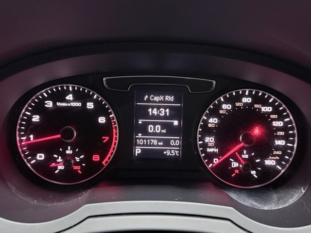 2017 AUDI Q3 - Photo 9