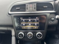 USED 2019 19 RENAULT KADJAR 1.3 TCe Iconic SUV 5dr Petrol EDC Euro 6 (s/s) (140 ps) 