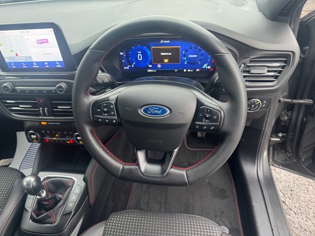 2022 FORD FOCUS - Photo 12