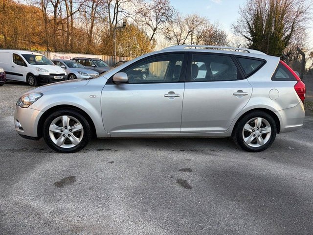 2011 Kia Ceed 1L 2 5dr - Photo 4