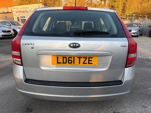 2011 Kia Ceed 1L 2 5dr - Photo 6