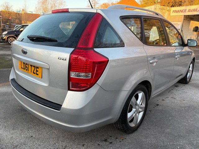 2011 Kia Ceed 1L 2 5dr - Photo 7