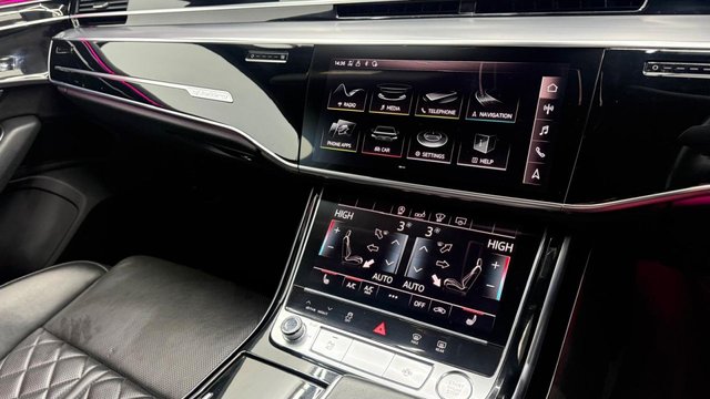 2020 Audi A8 3L Black Edition 4dr - Photo 4