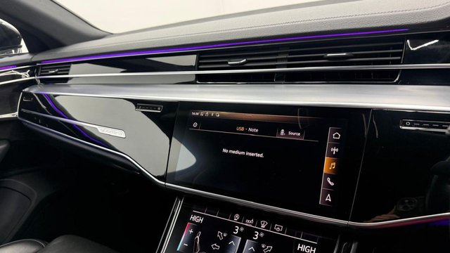 2020 Audi A8 3L Black Edition 4dr - Photo 12