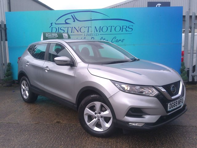 View our NISSAN QASHQAI
