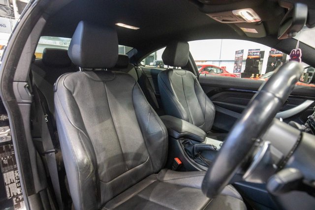 2014 BMW 4 Series 2L M Sport 2dr - Photo 2