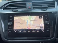 USED 2018 18 VOLKSWAGEN TIGUAN 2.0 TDI SEL Euro 6 (s/s) 5dr REAR CAM PAN ROOF H SEATS