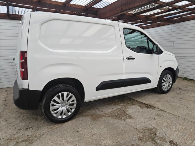 2021 PEUGEOT PARTNER - Photo 10