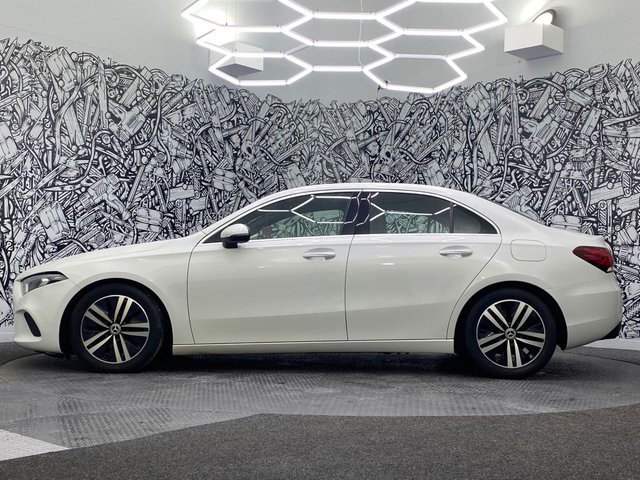 2021 Mercedes-Benz A-Class 1.3L Sport 4dr - Photo 12