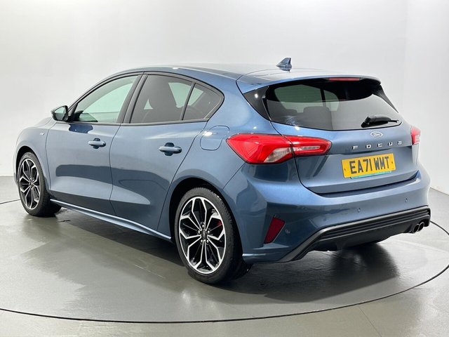 2022 Ford Focus - Photo 6