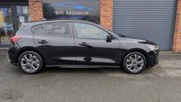 USED 2023 72 FORD FOCUS 1.0T EcoBoost ST-Line Hatchback 5dr Petrol Manual Euro 6 (s/s) (125 ps) *** SATELLITE NAVIGATION - CRUISE CONTROL - PARKING SENSORS - APPLE PLAY/ANDROID AUTO***