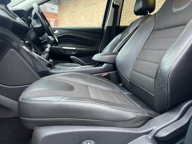 2015 FORD KUGA 2015 2.0 TDCi Titanium SUV 5dr Diesel Manual 2WD Euro 6 (s/s) (150 ps) - Photo 5