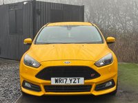 USED 2017 17 FORD FOCUS 2.0 TDCi ST-3 Estate 5dr Diesel Manual Euro 6 (s/s) (185 ps) VERSATILE DIESEL ESTATE