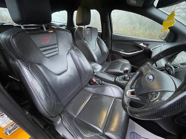 2017 FORD FOCUS - Photo 6