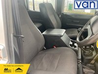 USED 2016 16 LAND ROVER DEFENDER 2.2 TDCi Pickup Double Cab 4dr Diesel Manual 4WD MWB Euro 5 (122 ps) One Owner tidy vehicle
