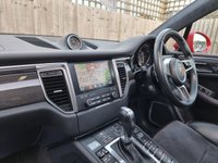 USED 2017 67 PORSCHE MACAN 3.6T V6 Turbo SUV 5dr Petrol PDK 4WD Euro 6 (s/s) (400 ps) ** WE OFFER FINANCE ON THIS CAR **