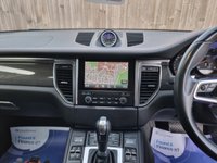 USED 2017 67 PORSCHE MACAN 3.6T V6 Turbo SUV 5dr Petrol PDK 4WD Euro 6 (s/s) (400 ps) ** WE OFFER FINANCE ON THIS CAR **