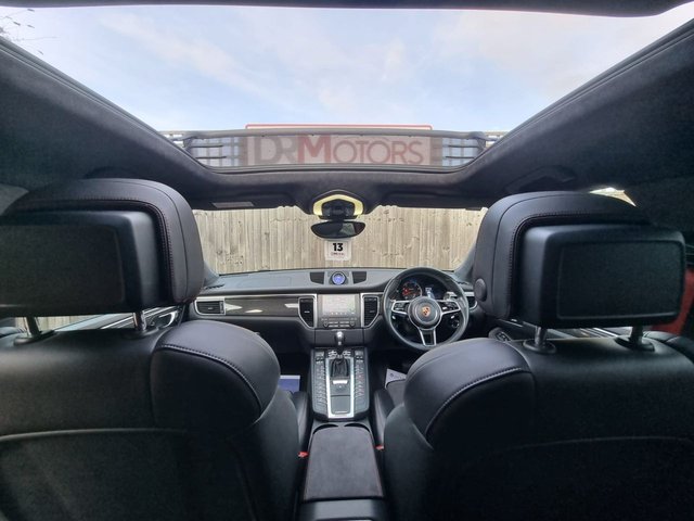 2017 PORSCHE MACAN 3.6T V6 Turbo SUV 5dr Petrol PDK 4WD Euro 6 (s/s) (400 ps) - Photo 5