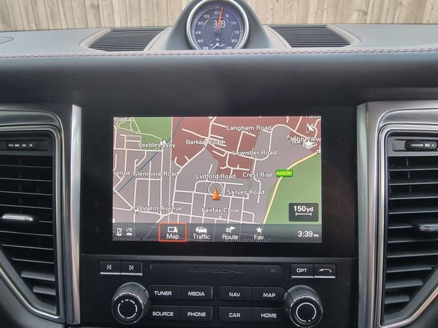 2017 PORSCHE MACAN 3.6T V6 Turbo SUV 5dr Petrol PDK 4WD Euro 6 (s/s) (400 ps) - Photo 3