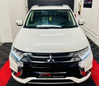 USED 2017 67 MITSUBISHI OUTLANDER 2.0h 12kWh 4h SUV 5dr Petrol Plug-in Hybrid CVT 4WD Euro 6 (s/s) (200 ps) 