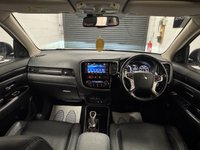 USED 2017 67 MITSUBISHI OUTLANDER 2.0h 12kWh 4h SUV 5dr Petrol Plug-in Hybrid CVT 4WD Euro 6 (s/s) (200 ps) 