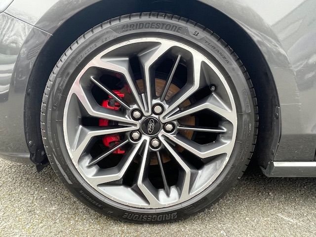 2023 Ford Focus 1L St-Line Vignale 5dr - Photo 9