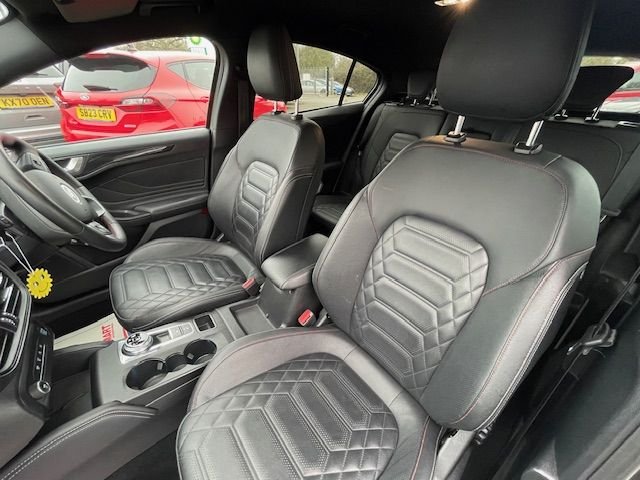 2023 Ford Focus 1L St-Line Vignale 5dr - Photo 10