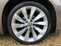 USED 2017 67 VOLKSWAGEN SCIROCCO 2.0 TDI GT Hatchback 3dr Diesel DSG Euro 6 (s/s) (150 ps) 2 OWNERS, AUTO, NAV, AZTEC GOLD