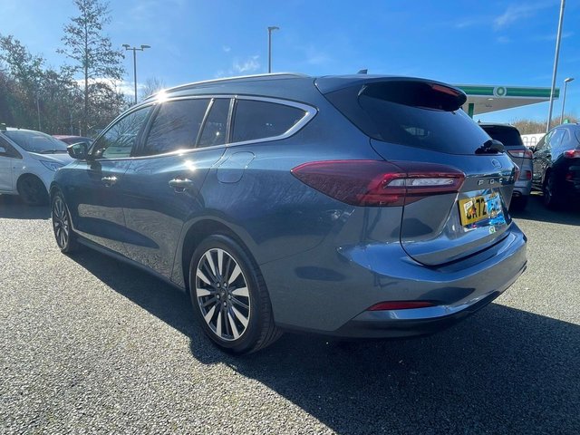 2022 Ford Focus 1L Titanium Vignale 5dr - Photo 5