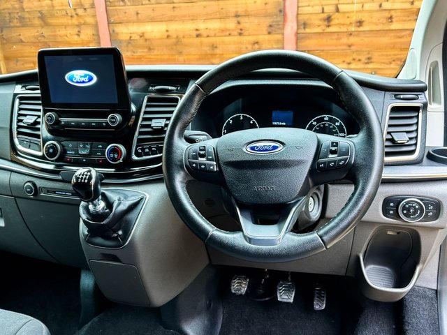 View our FORD TOURNEO CUSTOM