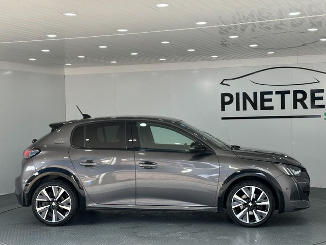 2022 PEUGEOT 208 - Photo 6