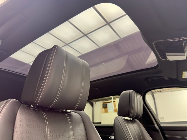 2019 Land Rover Range Rover Velar 3L R-Dynamic Hse 5dr - Photo 2