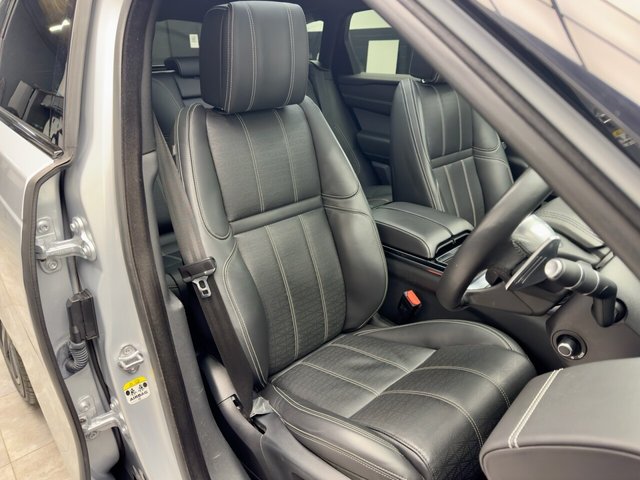 2019 Land Rover Range Rover Velar 3L R-Dynamic Hse 5dr - Photo 8