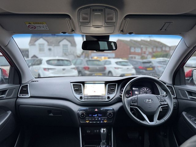 2017 HYUNDAI TUCSON 1.7 CRDi Blue Drive Premium SUV 5dr Diesel DCT Euro 6 (s/s) (141 ps) - Photo 11