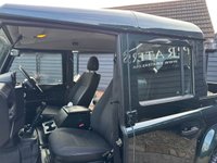 USED 2014 W LAND ROVER DEFENDER 2.2 TDCi County Pickup Double Cab 4dr Diesel Manual 4WD MWB Euro 5 (122 ps) Px Welcome Finance Available