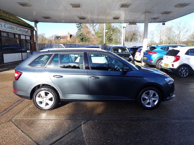 2020 SKODA FABIA - Photo 2