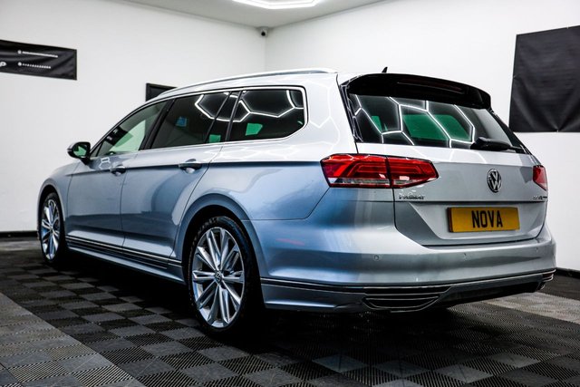 2015 Volkswagen Passat 2L R-Line 5dr - Photo 12