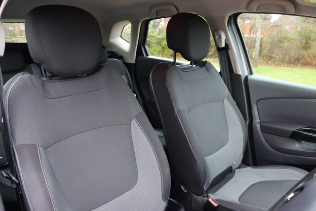 2016 RENAULT CAPTUR - Photo 11