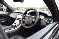 USED 2020 20 LAND ROVER RANGE ROVER SPORT 5.0 P575 V8 GPF SVR SUV 5dr Petrol Auto 4WD Euro 6 (s/s) (575 ps) SIDE STEPS / PAN ROOF / CARBON