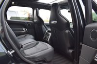 USED 2020 20 LAND ROVER RANGE ROVER SPORT 5.0 P575 V8 GPF SVR SUV 5dr Petrol Auto 4WD Euro 6 (s/s) (575 ps) SIDE STEPS / PAN ROOF / CARBON