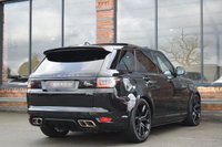 USED 2020 20 LAND ROVER RANGE ROVER SPORT 5.0 P575 V8 GPF SVR SUV 5dr Petrol Auto 4WD Euro 6 (s/s) (575 ps) SIDE STEPS / PAN ROOF / CARBON