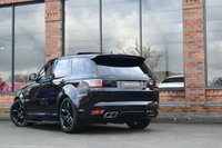 USED 2020 20 LAND ROVER RANGE ROVER SPORT 5.0 P575 V8 GPF SVR SUV 5dr Petrol Auto 4WD Euro 6 (s/s) (575 ps) SIDE STEPS / PAN ROOF / CARBON