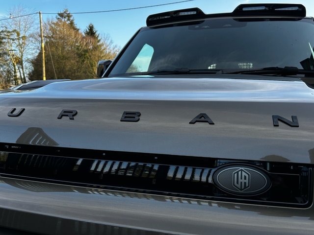 2026 Land Rover DEFENDER 110 - Photo 12