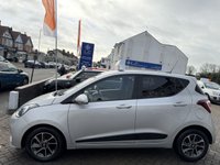 USED 2018 18 HYUNDAI I10 1.2 PREMIUM 5dr **STUNNING LOW MILEAGE EXAMPLE** * L&C GROUP SHALL BEAT ANY 'WE BUY CARS VALUATION' FOR YOUR PART EXCHANGE *