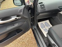 USED 2011 11 TOYOTA AURIS 1.6 V-Matic SR Euro 5 5dr AUX+USB+2 KEYS+CRUISE+ULEZ FRE