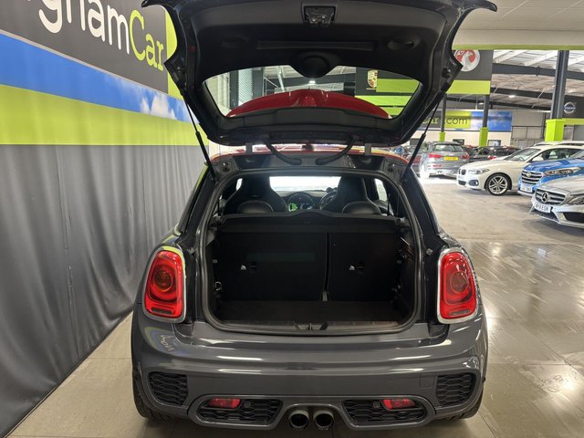 2015 MINI Hatch 2L John Cooper Works 3dr - Photo 6