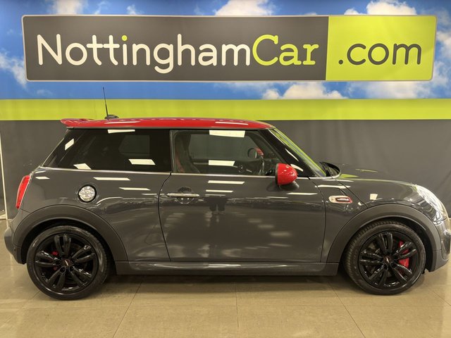 2015 MINI Hatch 2L John Cooper Works 3dr - Photo 4